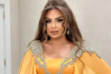 Könül Kərimova nəvəsi ilə bir arada - VİDEO