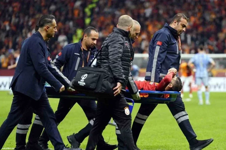 İkardı ağır zədə aldı