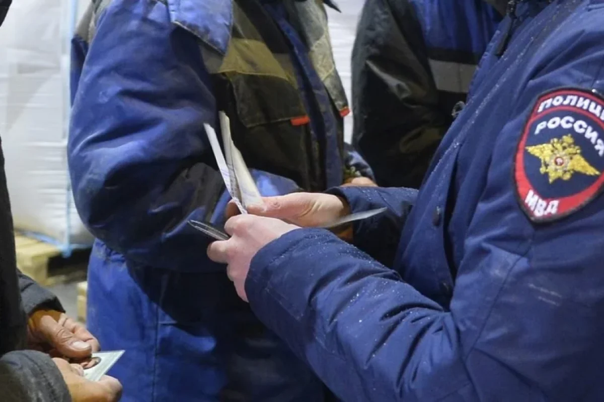 Rusiyada miqrantların yaşayış icazəsi alması üçün bağlanmış nikahları ləğv ediləcək