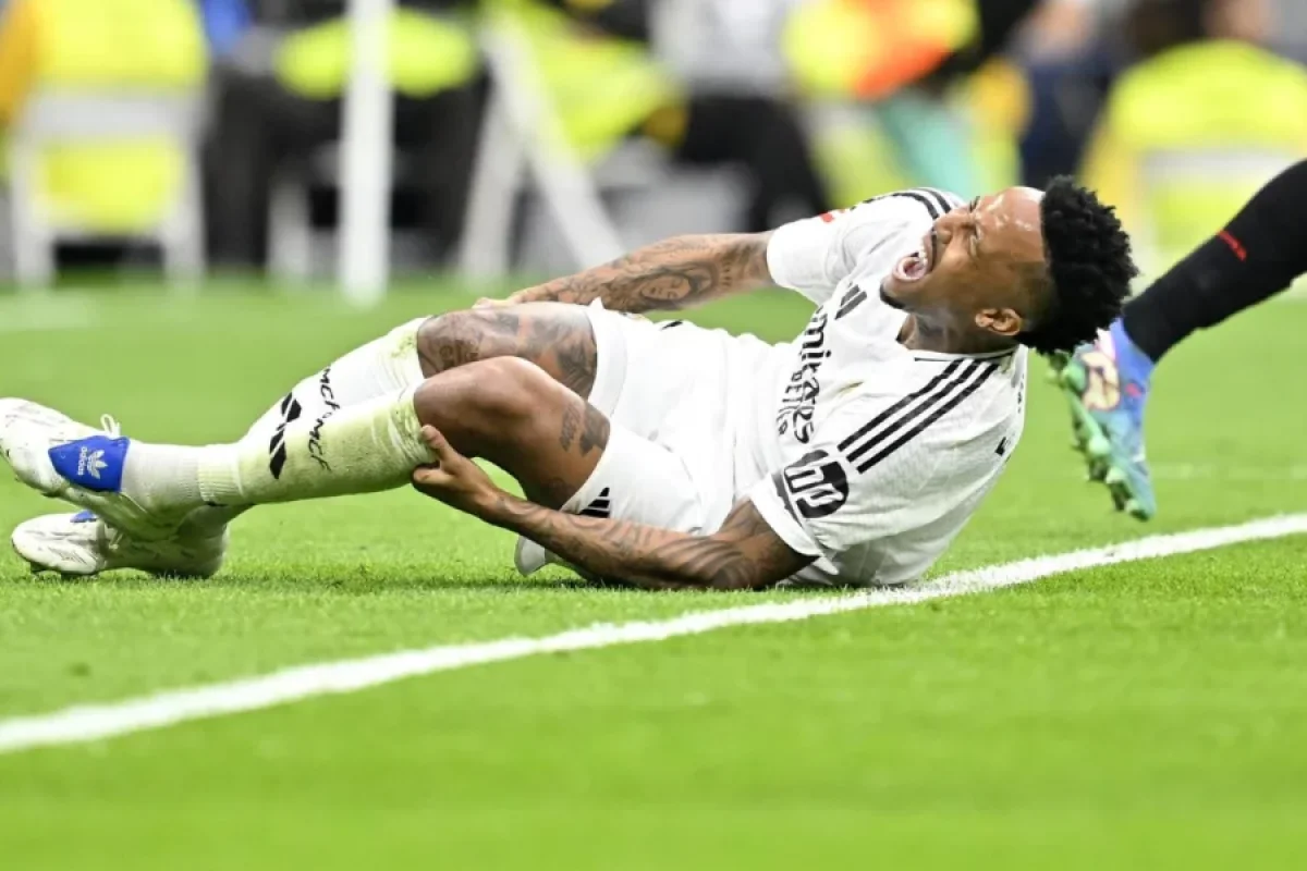 "Real Madrid"də şok - Ulduz futbolçunun karyerası sual altına düşdü