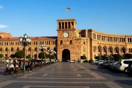 Ermənistan prezidenti xəstəxanaya yerləşdirildi -