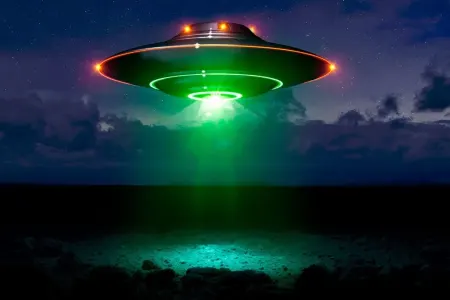 Qonşu ölkənin səmasında 20-yə yaxın UNO - GÖRÜLDÜ