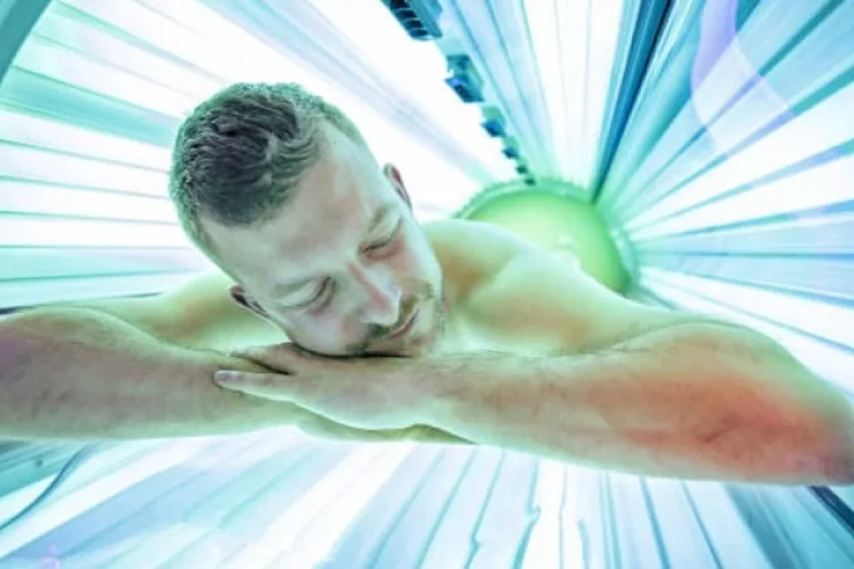 İtkin düşmüş kişi solaryumda tapıldı