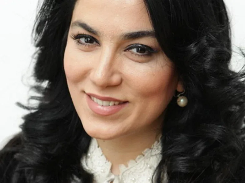 Ərdoğanla eyni təyyarədə olan azərbaycanlı kimdir? - FOTO