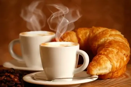 Qəhvə və şirin xəmirli qidalar nəyə səbəb ola bilər?
