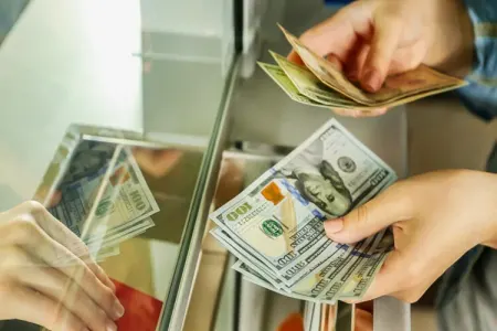 Dollar bu qiymətə satılacaq – MƏZƏNNƏ