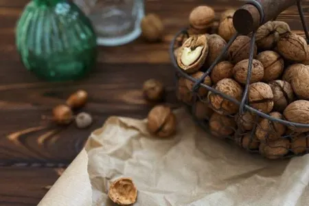 Hər gün qoz yeməyin - FAYDASI