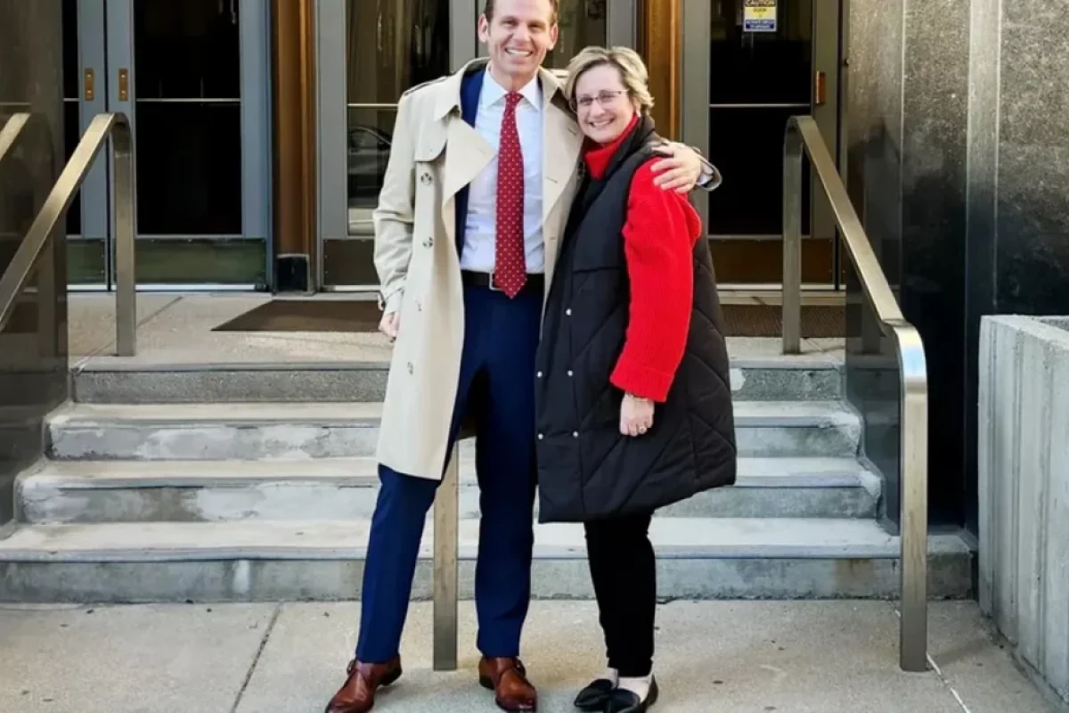 Peyvənddən imtina etdiyi üçün işdən çıxarıldı: - Milyonlarla dollar qazandı