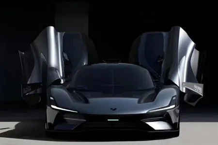 Dünyanın ilk ağıllı super avtomobili - SƏHNƏYƏ ÇIXDI