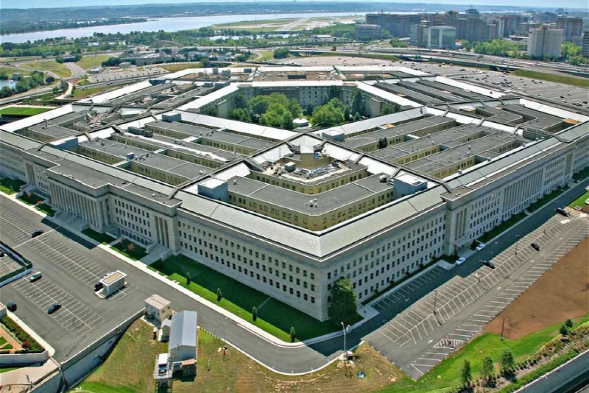 Pentaqon rəhbəri vəzifəsinə namizədlə bağlı qalmaqal – - Qadına nələr edib?