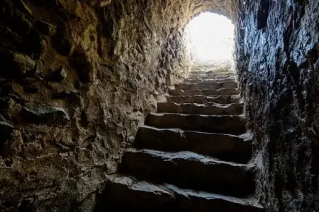 Bağ evi aldılar: - Həyətdə bunker tapıldı