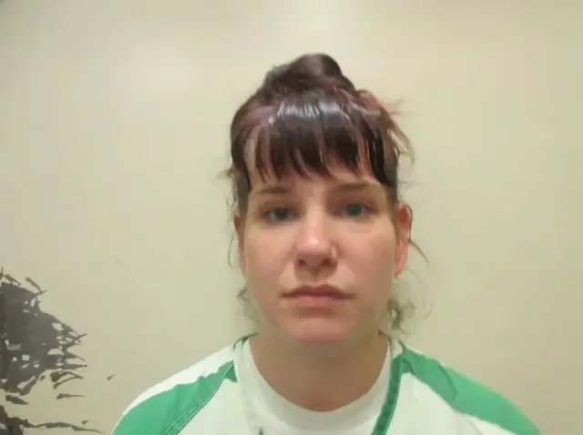 Müəllimə şagirdlərinin başına - OYUN AÇDI