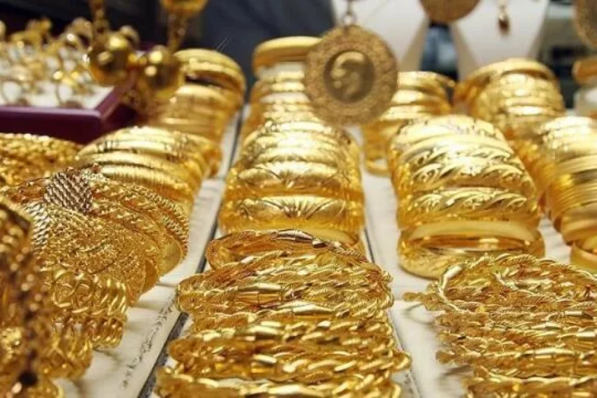 43 minlik zinət əşyaları Ukraynaya - "GEDƏ BİLMƏDİ"