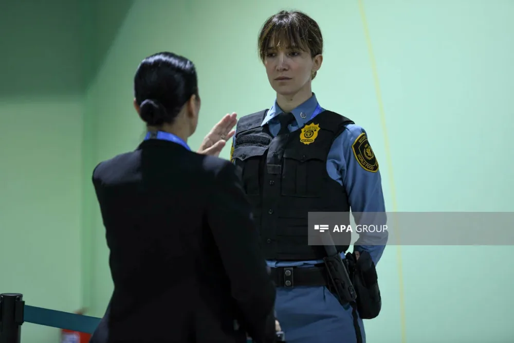 Bakıda görünən bu polislər maraq doğurdu – FOTOLAR