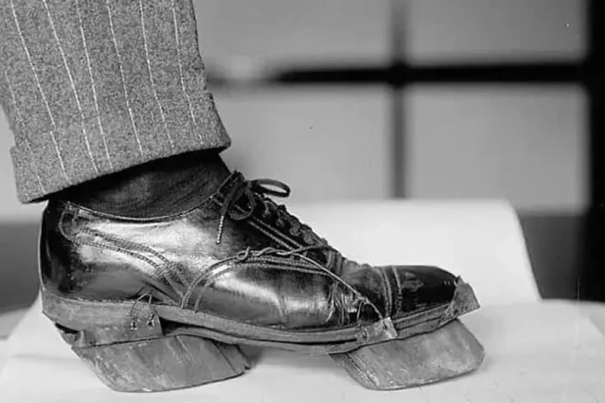 1920-ci illərdə Amerikada insanlar niyə inək dırnaqları geyirdilər?