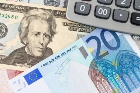 Manat qarşısında kəskin ucuzlaşdı