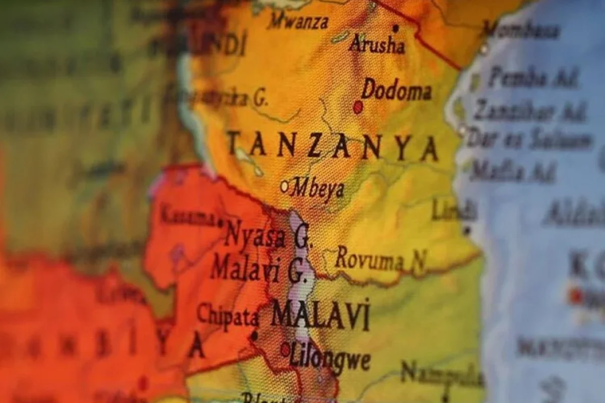 Bu ölkədə 4 mərtəbəli bina uçdu: - Ölənlər var