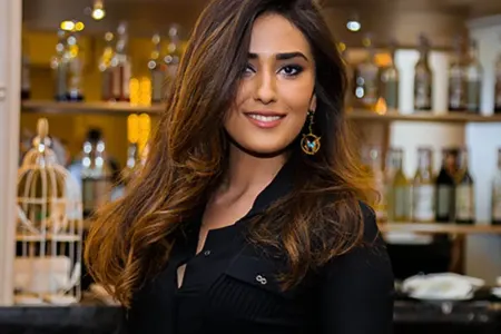 “Çəkilişlərdə aktyora dönər, pirojki verirlər”