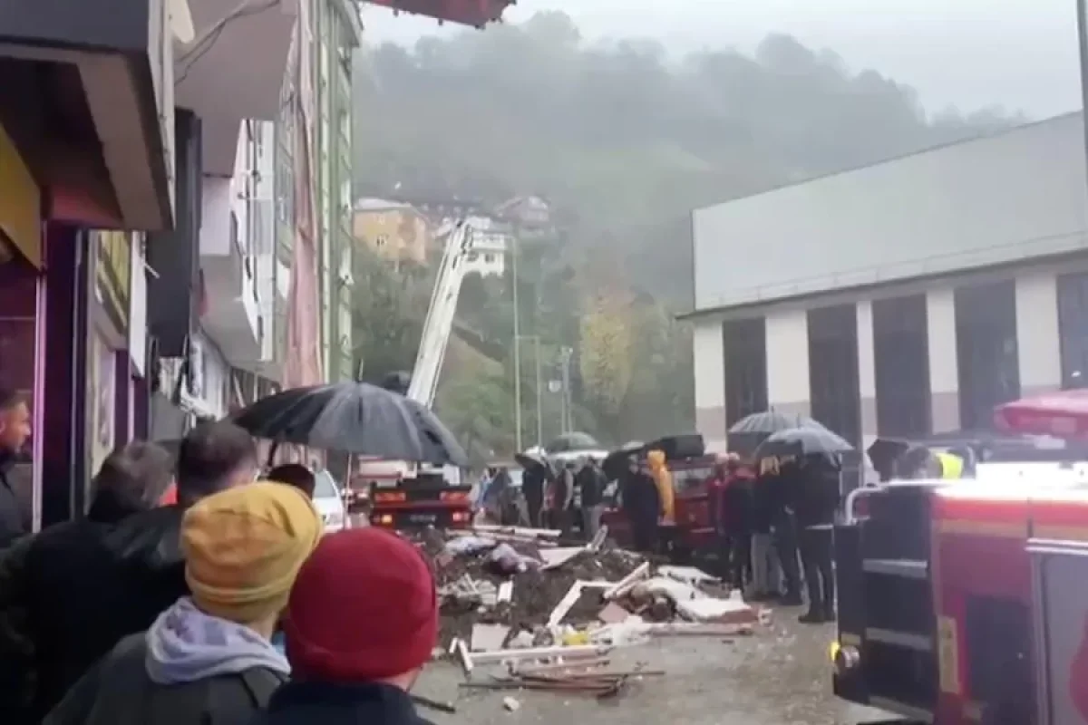 Türkiyədə torpaq sürüşməsi: - Ölən və yaralananlar var