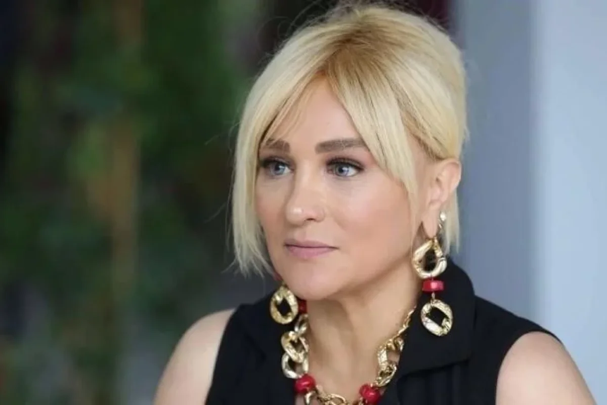 Mətanətin üzünə nə olub? - – VİDEO