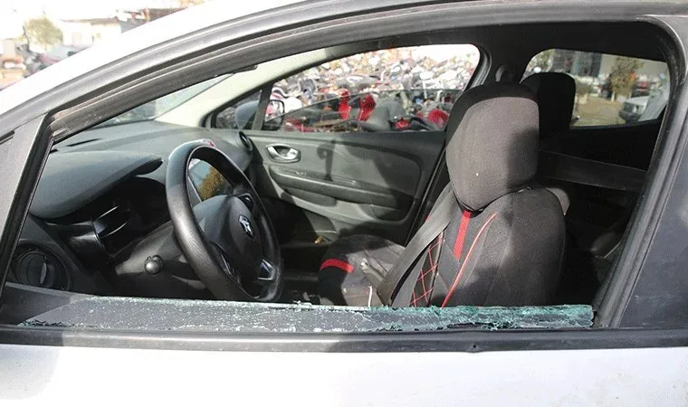 Avtomobilə silahlı hücum: Ölən və yaralılar var - FOTO