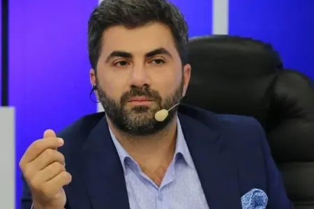 Yaşlı qadın küçədə Zaura elə söz dedi ki... - pərt oldu - VİDEO