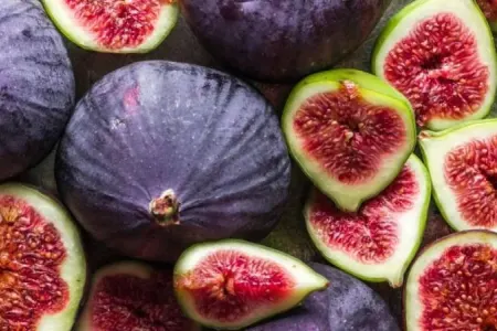 Üzə əncir çəkməyin - FAYDALARI