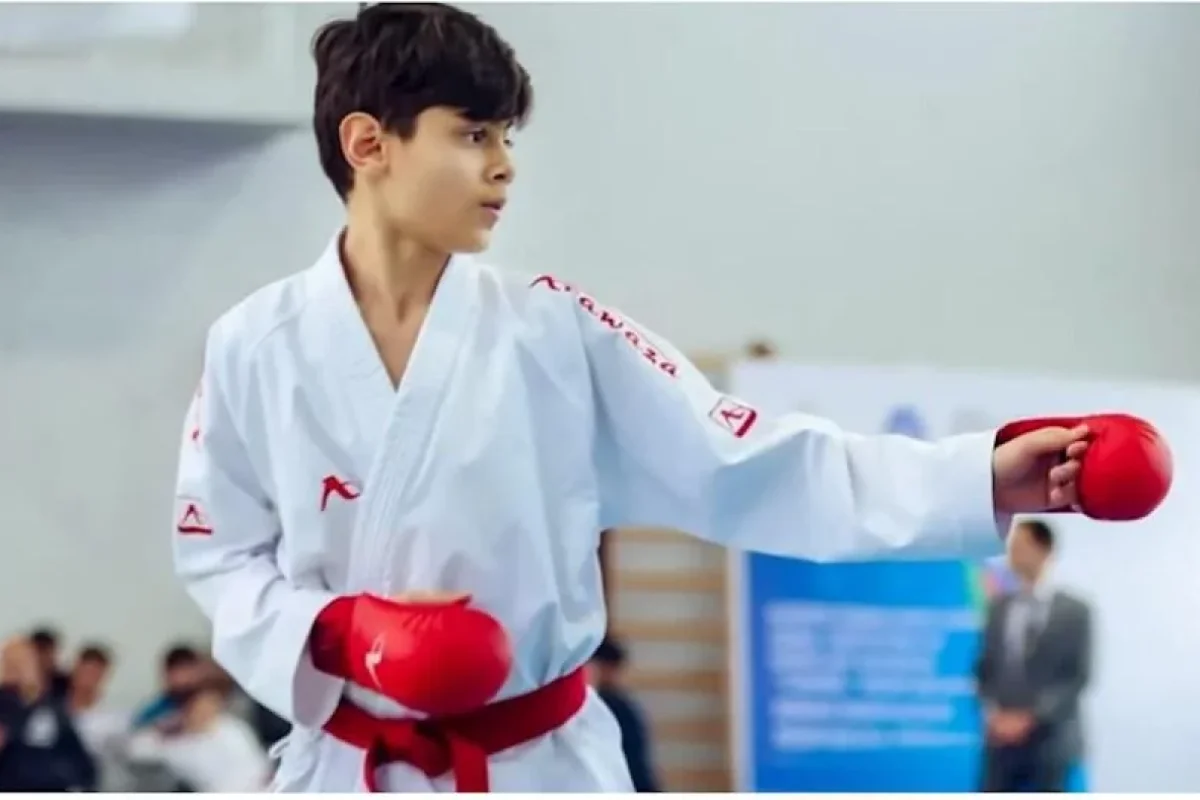 İdmançımız ermənini məğlub etdi - FOTO