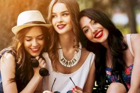 Dünya xalqlarının gözəllik anlayışı - Tək qaşlar, iri dodaqlar...