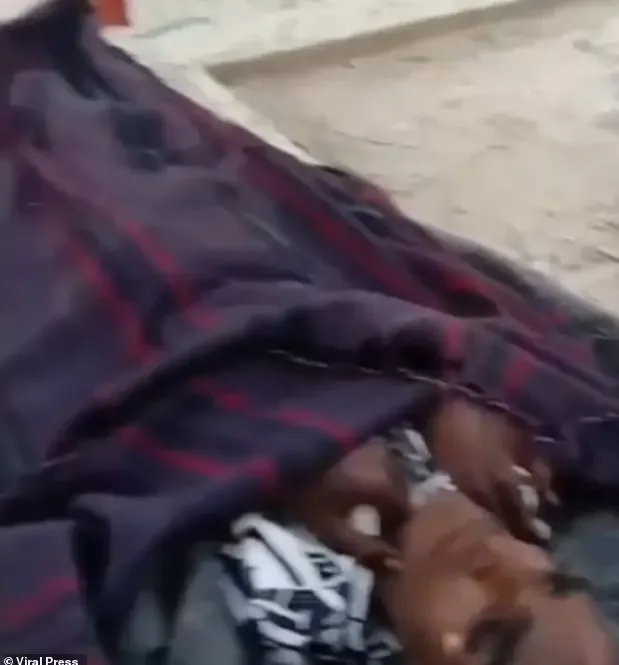 Öldüyü deyilən adam - cənazədə DİRİLDİ