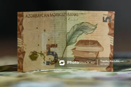 Mərkəzi bankın yeni QƏRARI GÜNDƏMDƏ: Vətəndaşlar nə - ƏLDƏ EDƏCƏKLƏR?