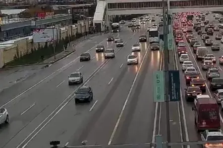 Bakının 15 yolunda tıxac var - SİYAHI
