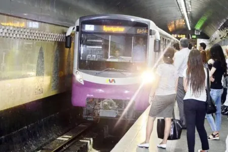 Atası metroda qəfil ölən müğənninin EFİRDƏ ÇƏTİN ANLARI - Sakitləşə bilmədi...