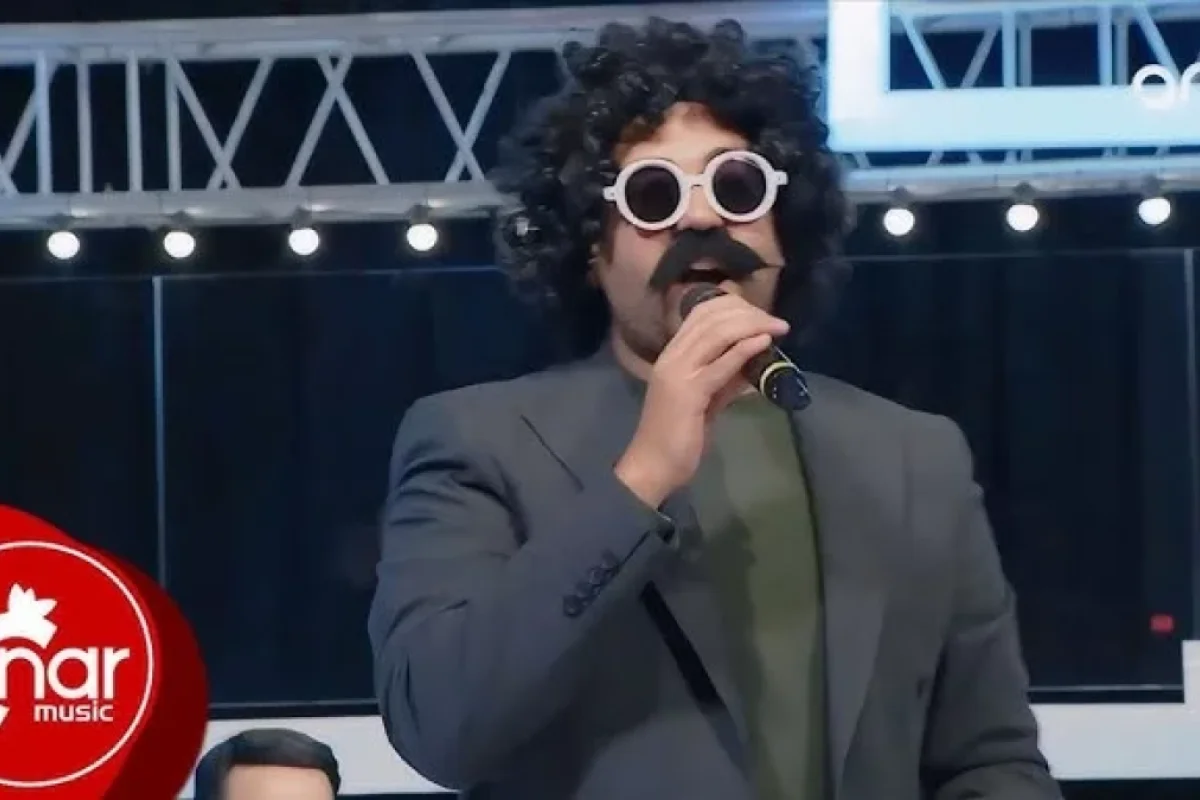 Məmişxan ilk dəfə canlı efirdə əsl üzünü göstərdi - VİDEO