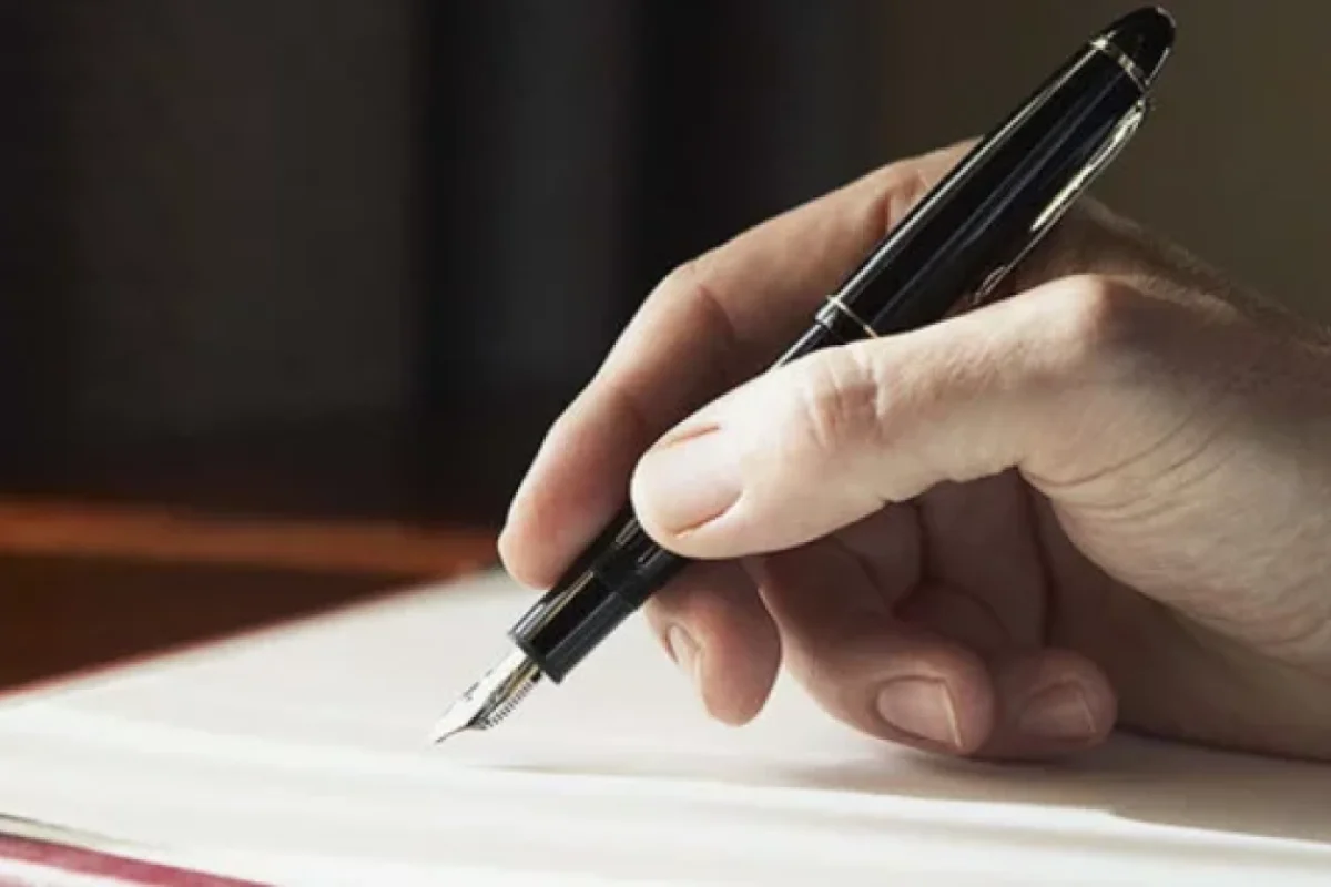 Hikmət Məmmədov vəzifəsindən - AZAD EDİLDİ