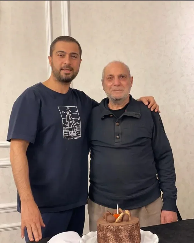 Namiq 83 yaşlı atası ilə