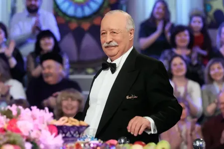 Yakuboviçin bığına 155 min manat verdilər, "yox" dedi