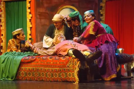 Akademik Musiqili Teatr Şəkidə Beynəlxalq Teatr Festivalında iştirak edəcək - FOTOLAR