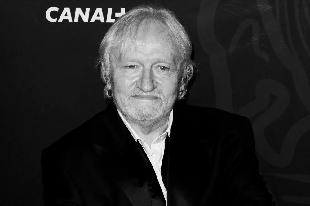 Məşhur filmin ulduzu vəfat etdi - FOTO