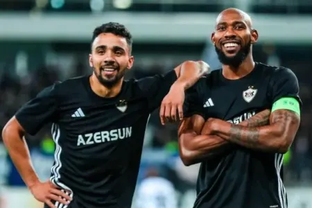 “Qarabağ” oyunçuları bu duruşlarına görə cəzalandırıldılar - Foto