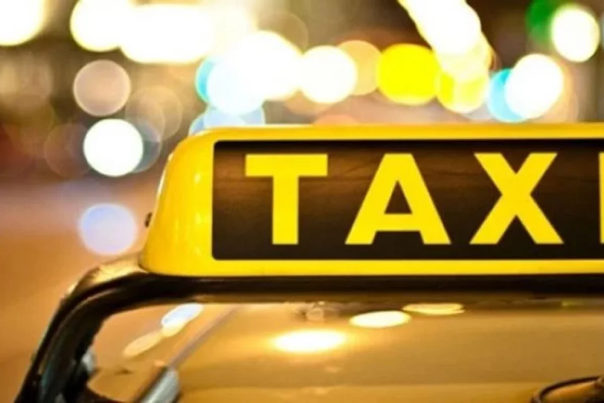 16 yaşlı oğlan taksilərə silahla hücum etdi - VİDEO