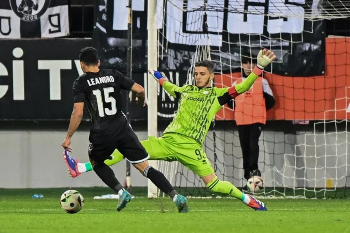 "Neftçi"nin tarixinə düşən darmadağın - "Qarabağ" nəyi bacardı?