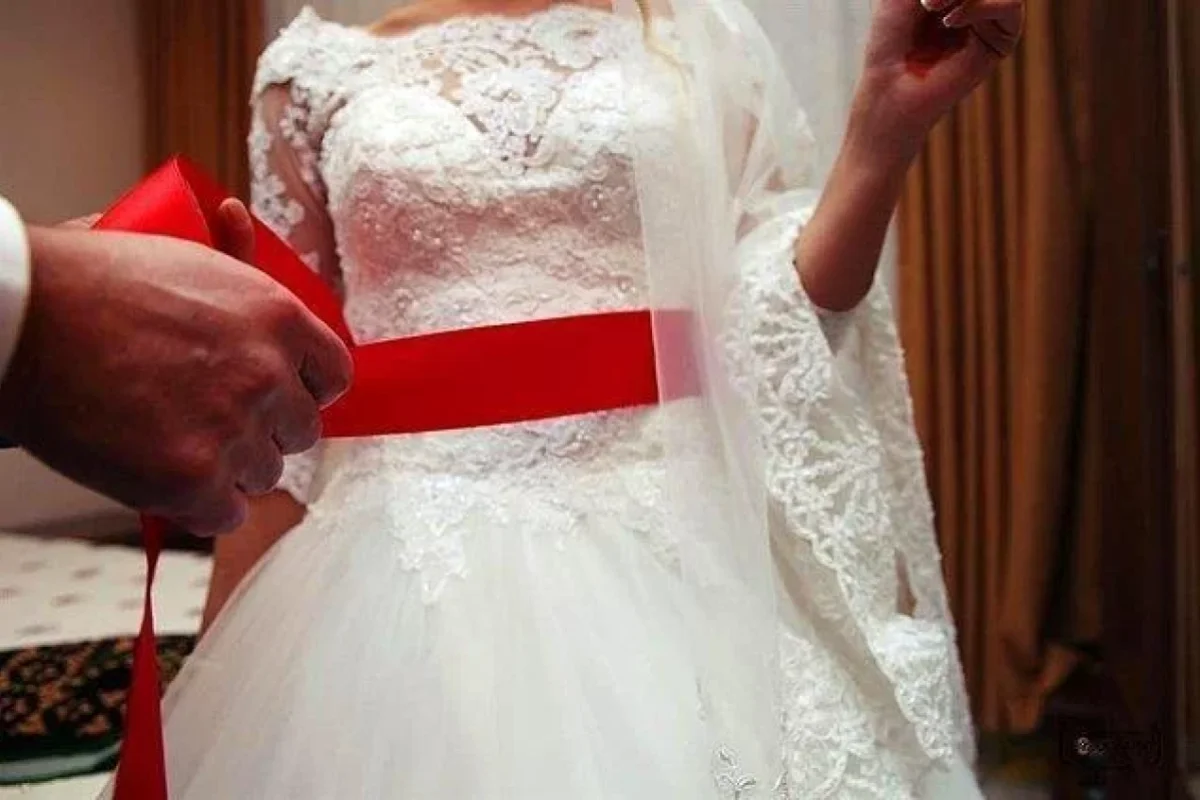 Azərbaycanda gəlin toy gecəsi ata evinə qaytarıldı: - Bəyə cinayət işi açıldı