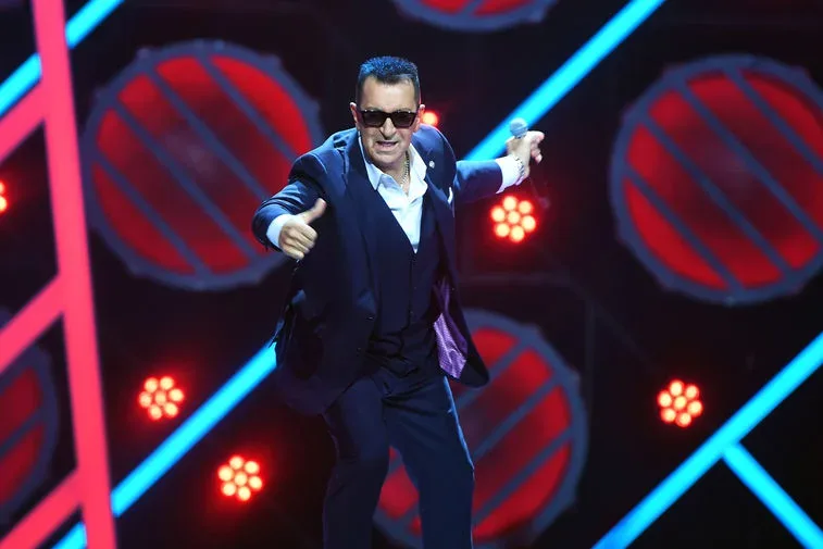 Ağır xərçəng xəstəsi olan Xalq artisti səhnəyə bu qiymətə çıxır