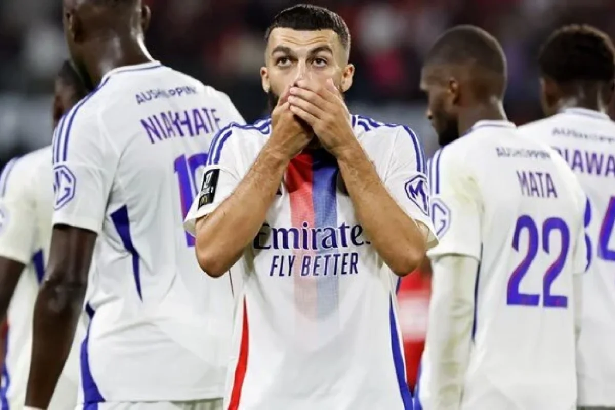 "Lion"nun ulduzunun evinə - basqın edildi