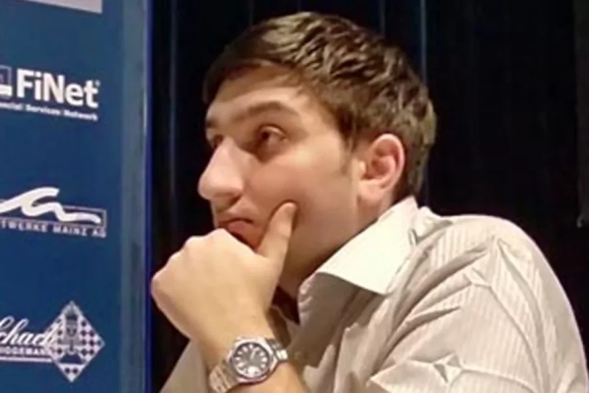 Vüqar Həşimovun bacısı partlayışda xəsarət alan valideynlərinin durumundan - DANIŞDI