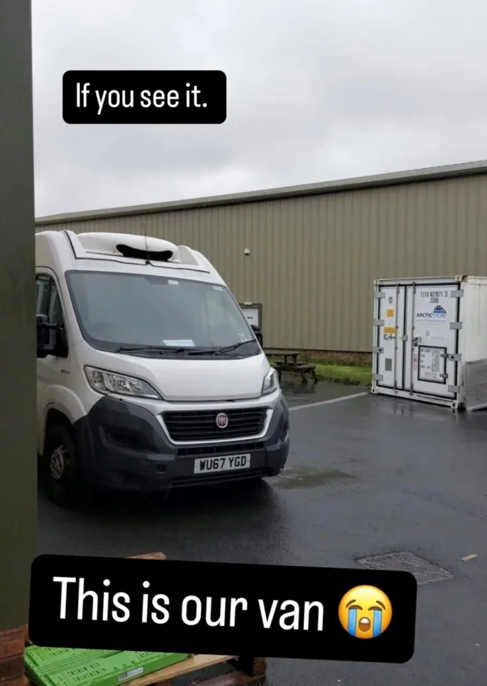 25 minlik piroqlar oğurlandı