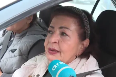 Kübra Əliyeva motosikletlərdən şikayət etdi