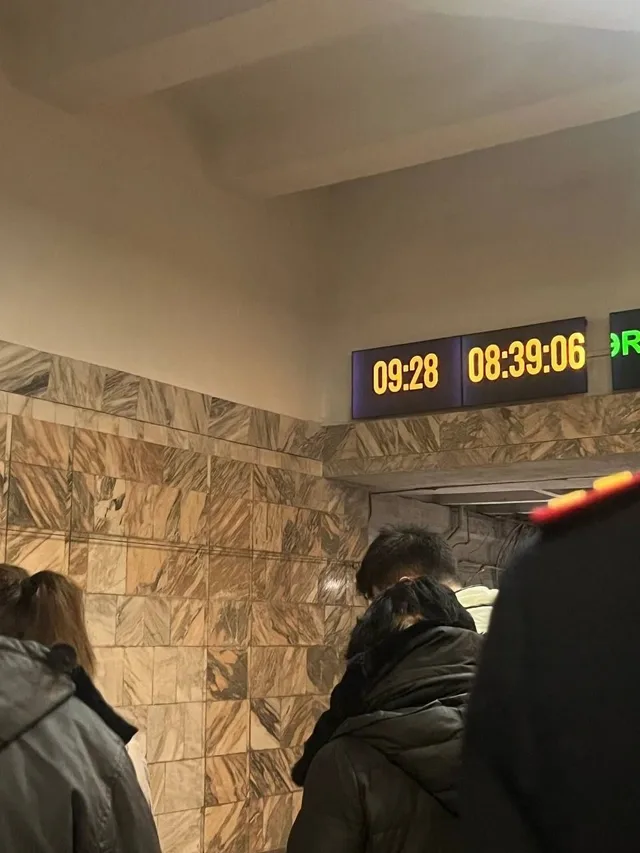 Bakı metrosunda 10 dəqiqəlik - İNTERVAL