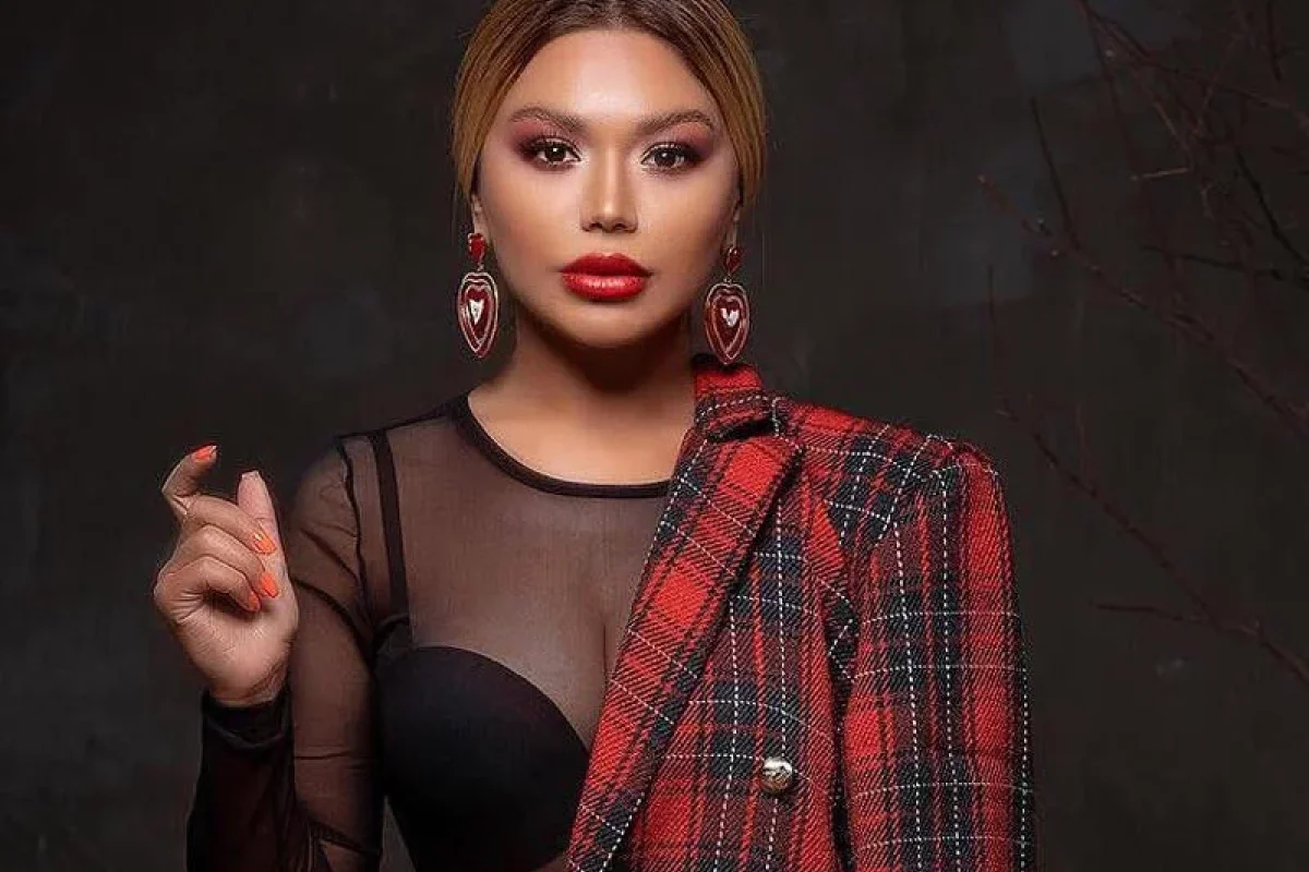 Türkana efirdə bahalı üzük hədiyyə gəldi: - "Səni alan mən olacağam"